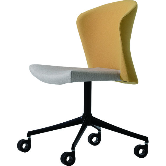 BROYIE CHAIR