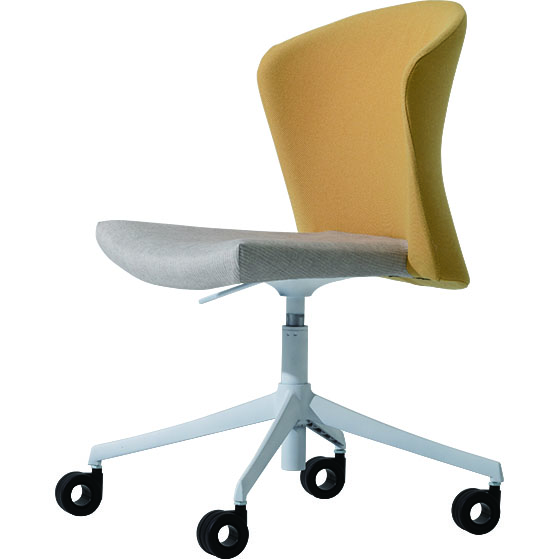 BROYIE CHAIR